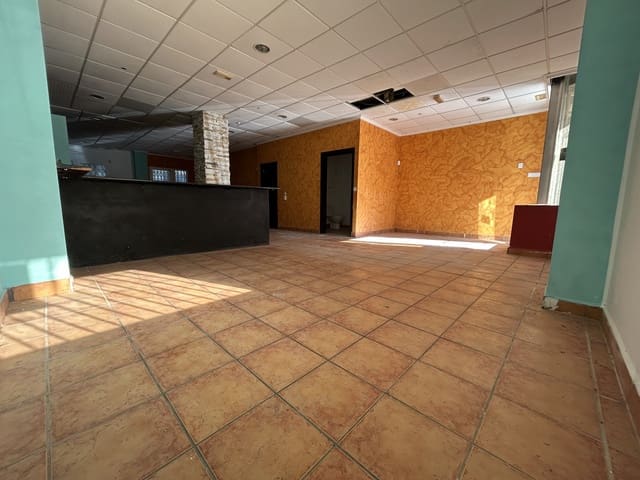 Kommersiell till salu i Villamartin, Orihuela - 180 000 € (Ref: 9658340)