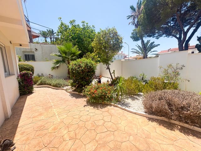 7 sovrum Villa till salu i Dehesa de Campoamor, Orihuela med pool garage - 1 350 000 € (Ref: 9658345)