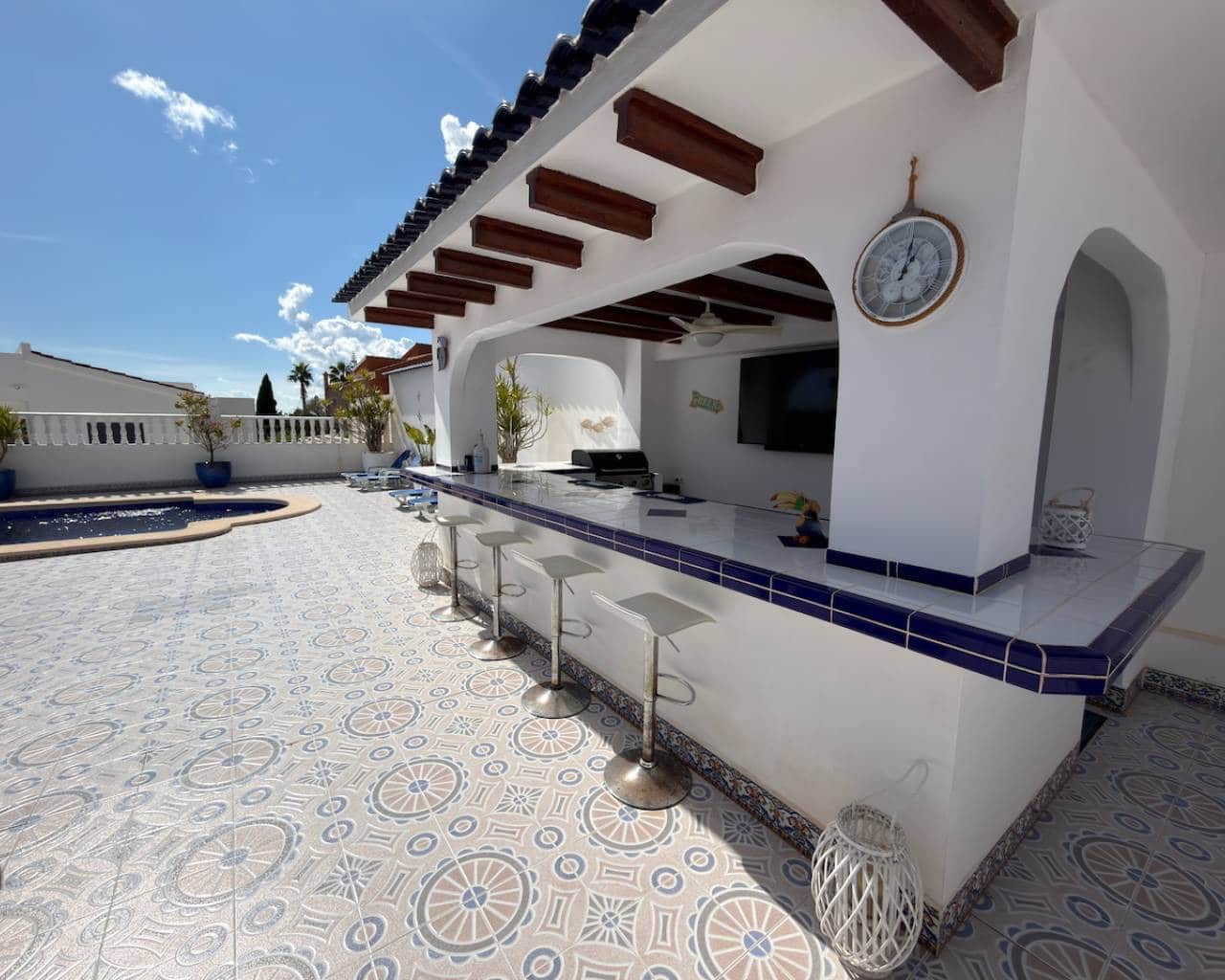 Chalet de 3 habitaciones en Ciudad Quesada en venta con piscina - 579.950 € (Ref: 9667087)