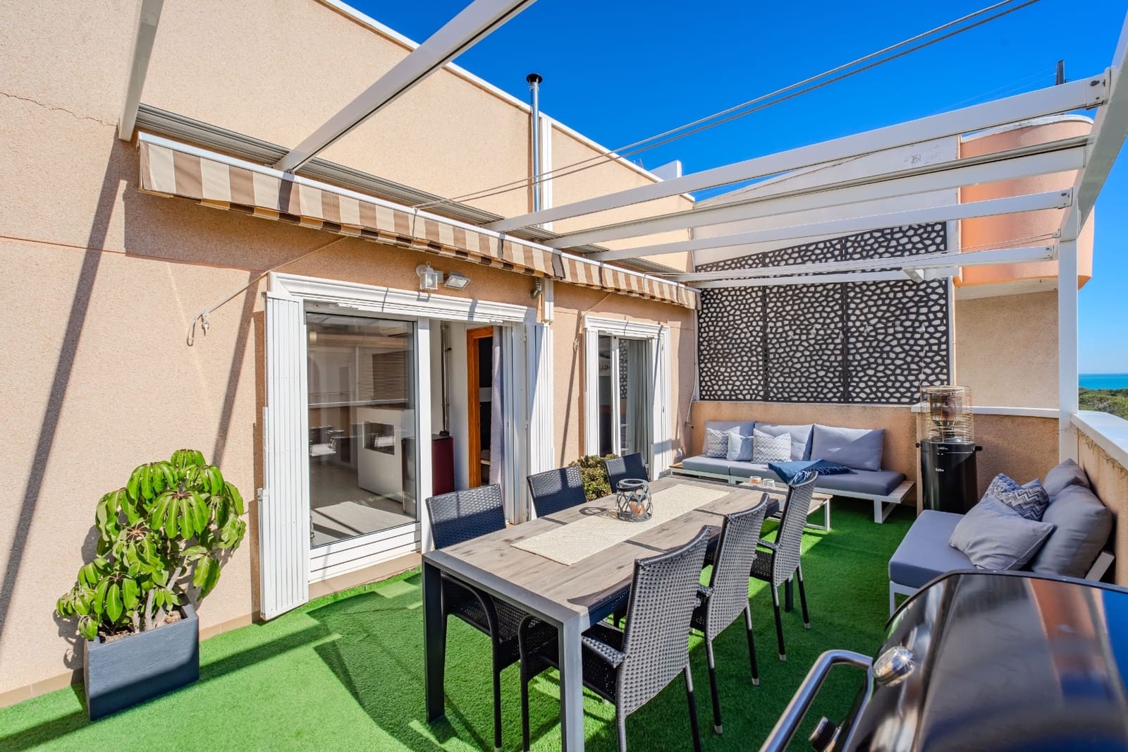 3 bedroom Apartment for sale in Guardamar del Segura - € 239,000 (Ref: 9671118)