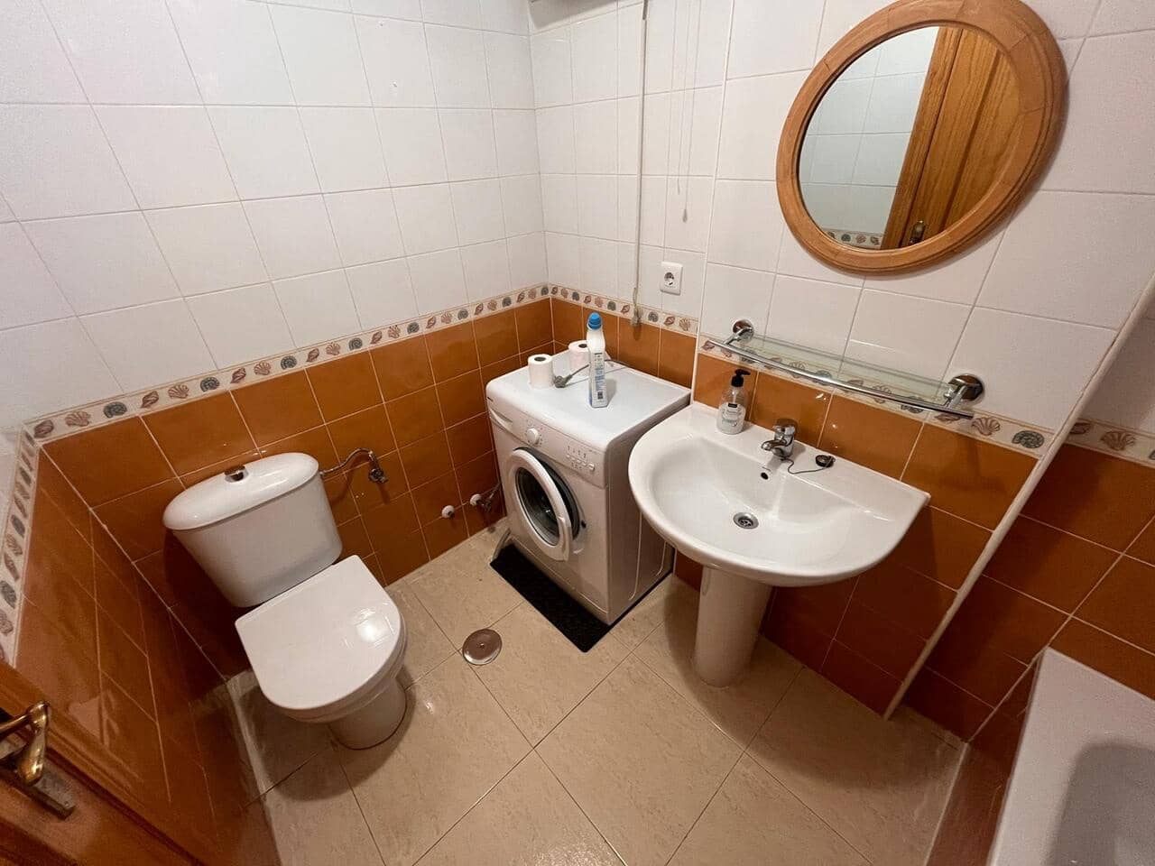 2 soveværelse Lejlighed til salg i Algorfa med swimmingpool - € 111.995 (Ref: 9679496)