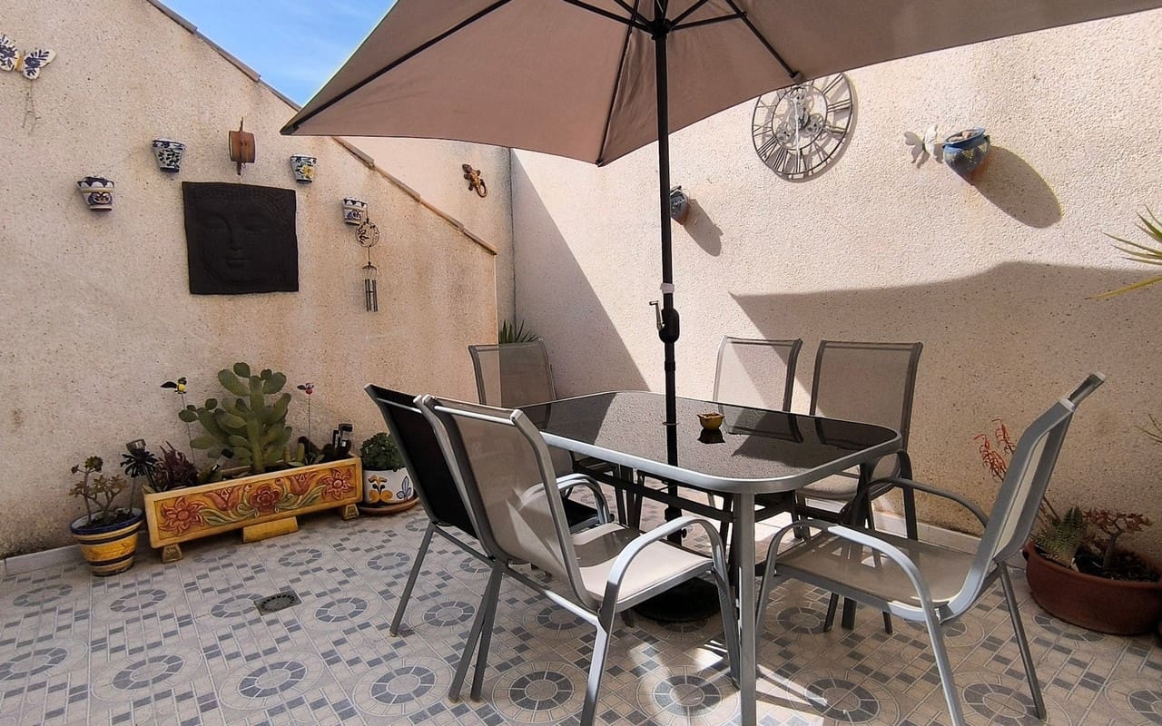 2 soverom Kjedet enebolig til salgs i La Marquesa - € 195 000 (Ref: 9684057)