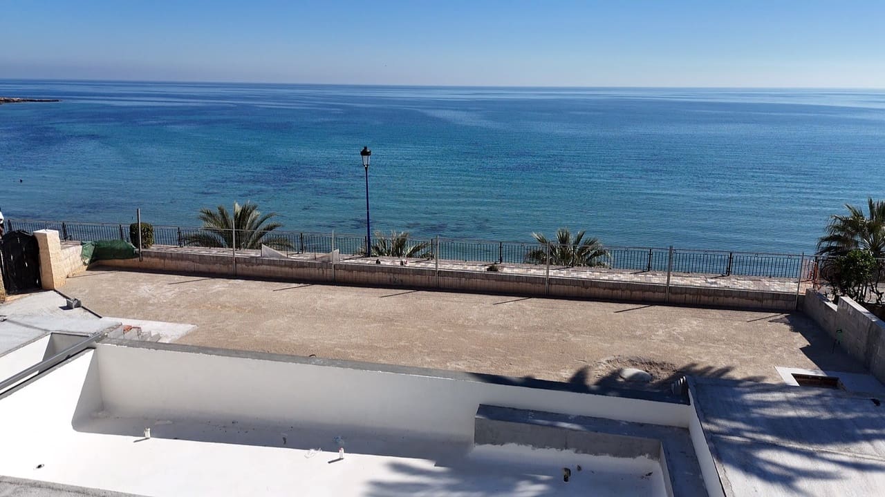 5 soverom Villa til salgs i Orihuela Costa med svømmebasseng garasje - € 3 900 000 (Ref: 9690045)