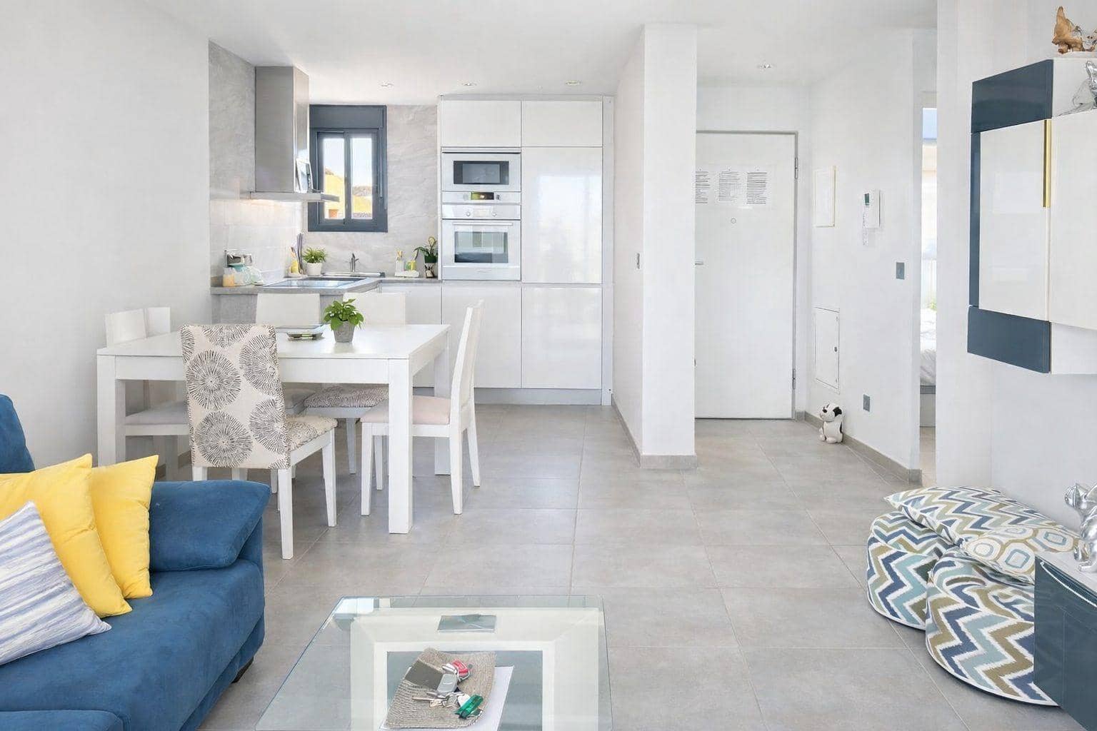 2 bedroom Apartment for sale in Punta Prima with pool garage - € 279,900 (Ref: 9690050)