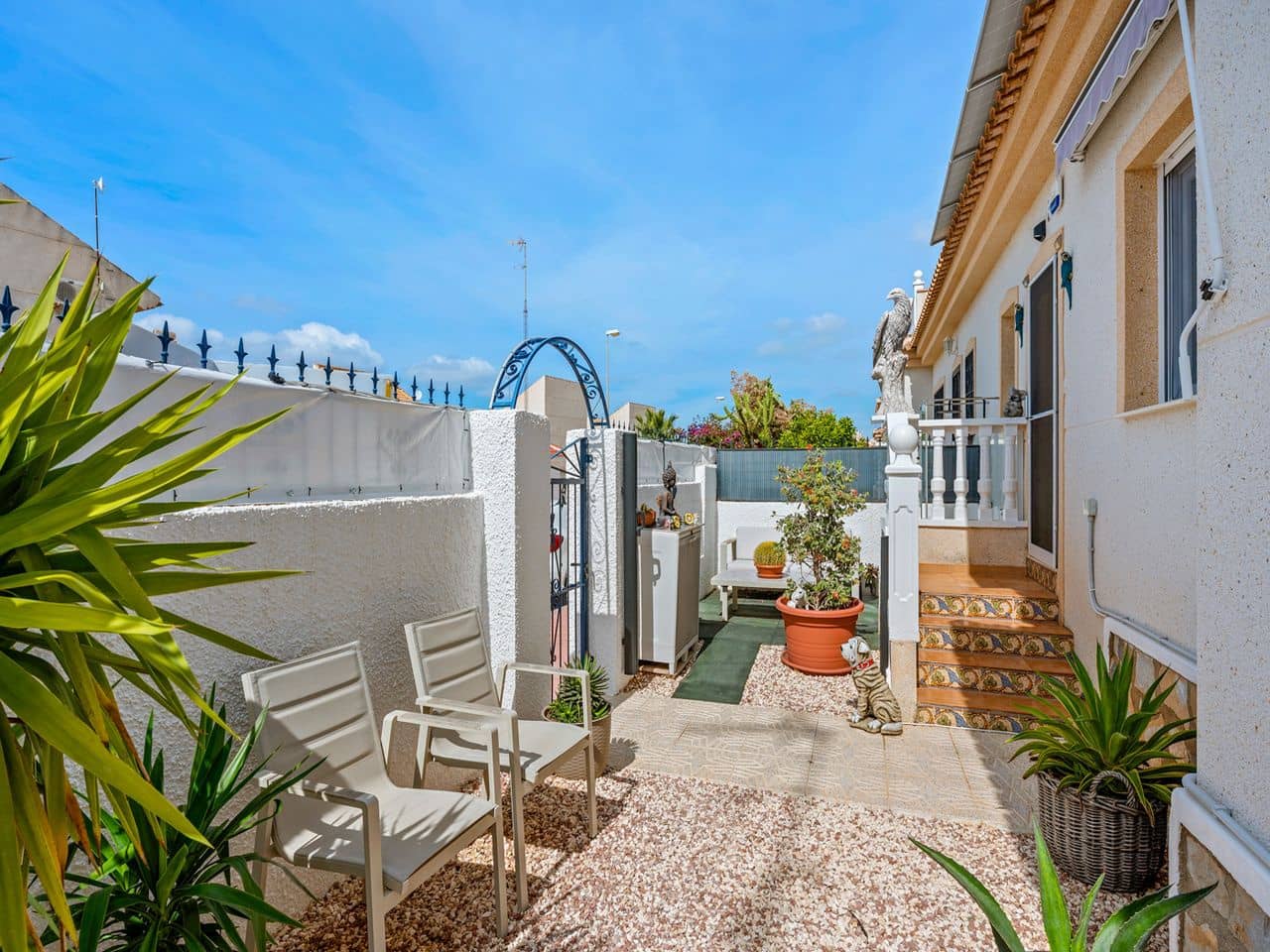 Pareado de 3 habitaciones en Ciudad Quesada en venta con piscina - 249.000 € (Ref: 9690317)