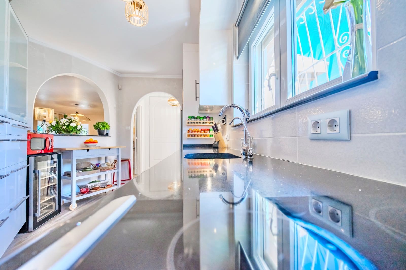 Chalet de 4 habitaciones en La Marquesa en venta con piscina garaje - 630.000 € (Ref: 9691463)