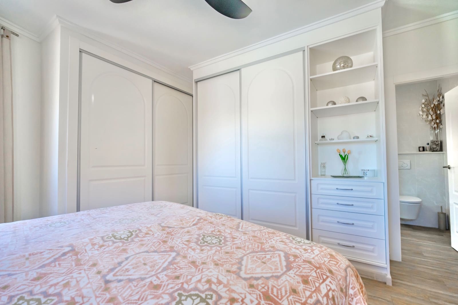 Chalet de 4 habitaciones en La Marquesa en venta con piscina garaje - 630.000 € (Ref: 9691463)