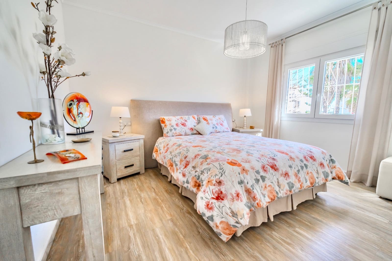 Chalet de 4 habitaciones en La Marquesa en venta con piscina garaje - 630.000 € (Ref: 9691463)