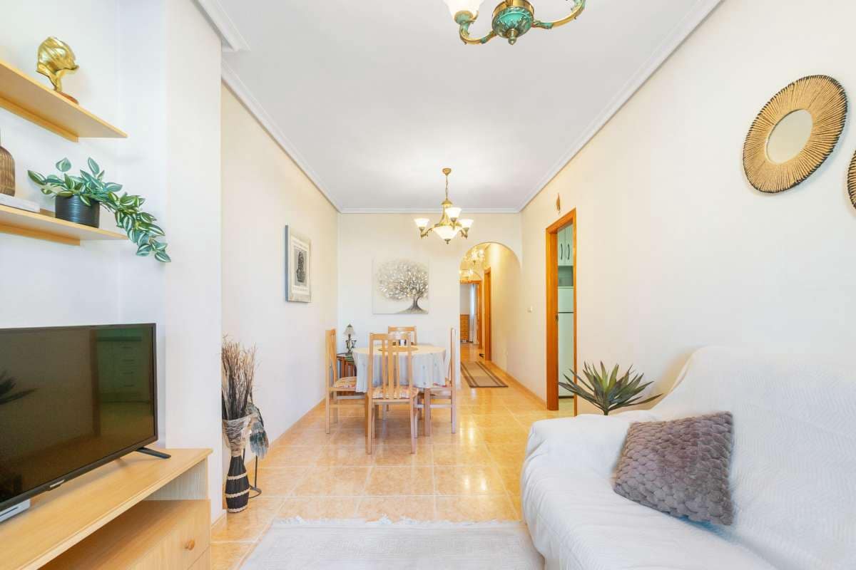 3 Zimmer Apartment zu verkaufen in Torrevieja - 179.000 € (Ref: 9700438)
