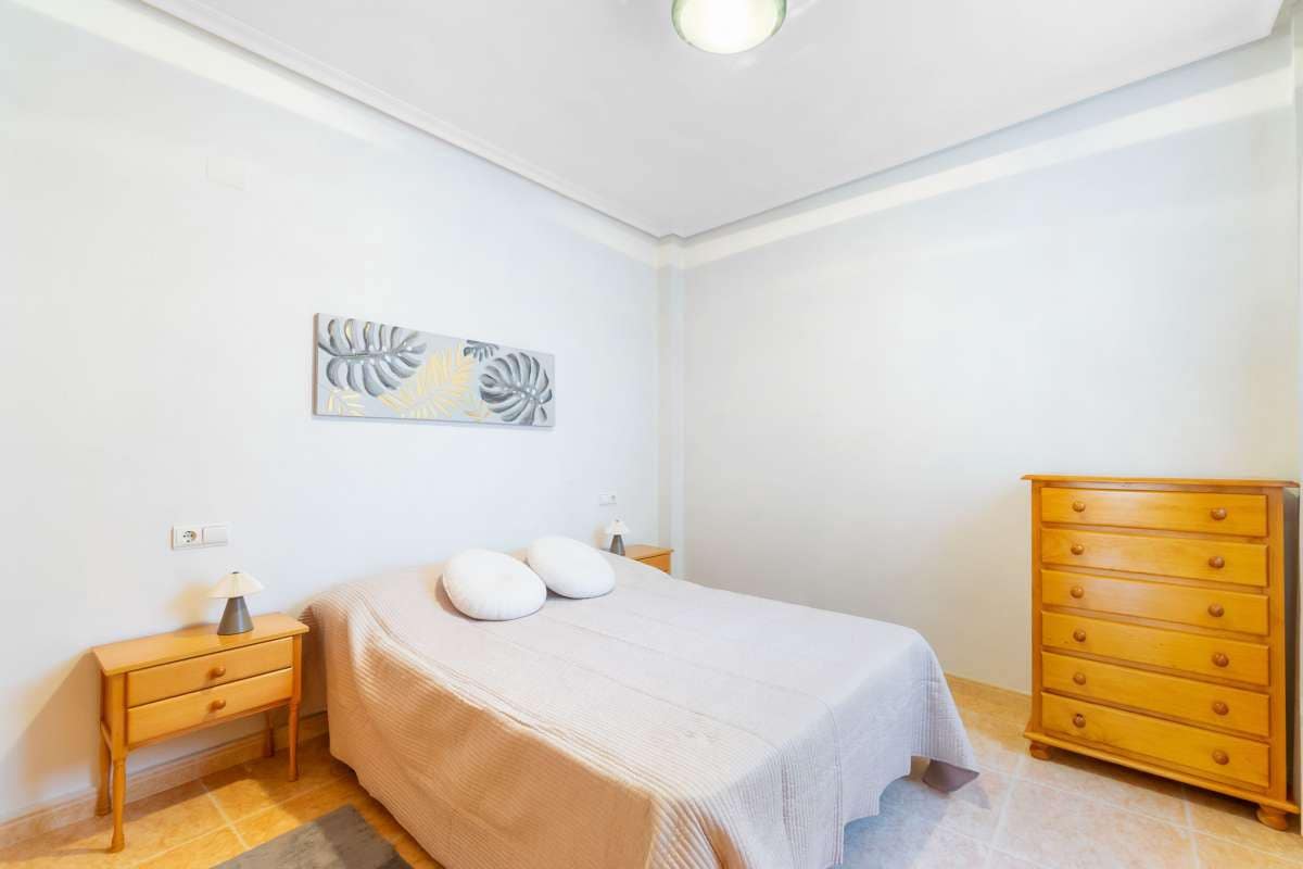 3 Zimmer Apartment zu verkaufen in Torrevieja - 179.000 € (Ref: 9700438)