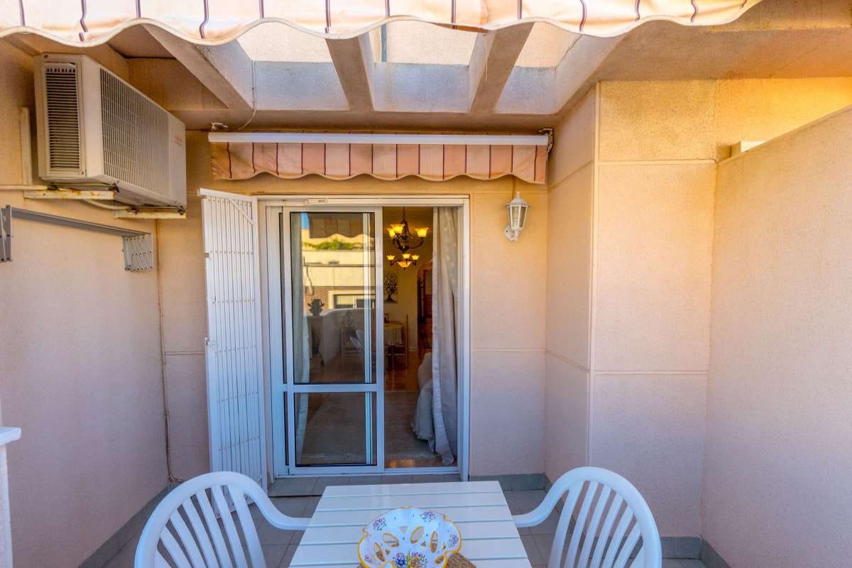 3 Zimmer Apartment zu verkaufen in Torrevieja - 179.000 € (Ref: 9700438)