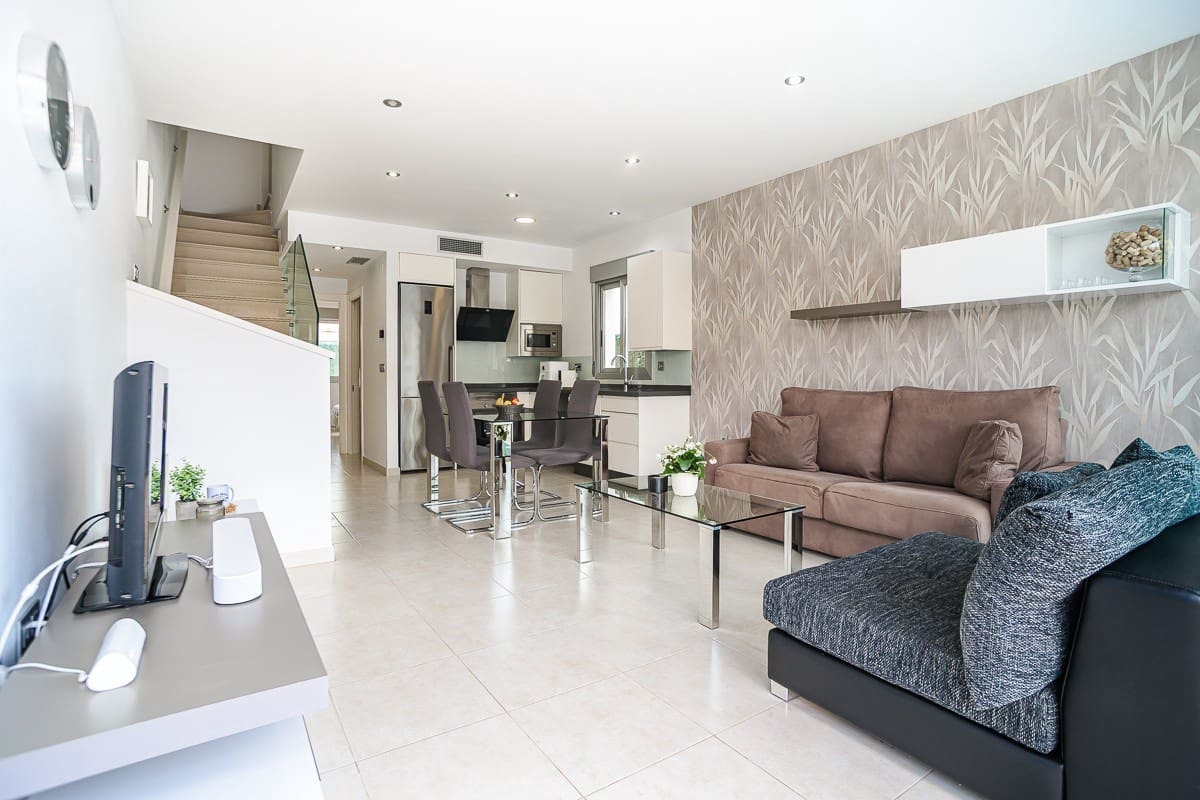 3 slaapkamer Villa te koop in Lo Pagan met zwembad - € 357.000 (Ref: 9704537)