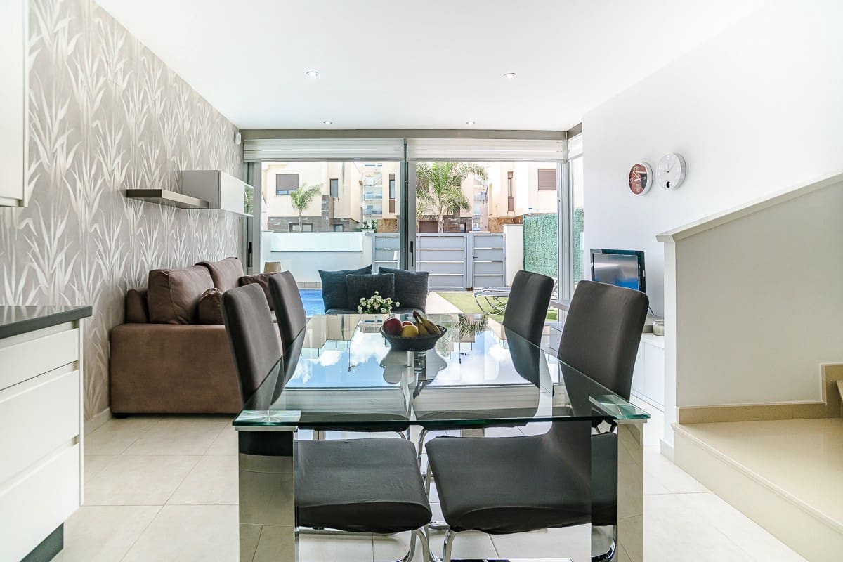 3 slaapkamer Villa te koop in Lo Pagan met zwembad - € 357.000 (Ref: 9704537)