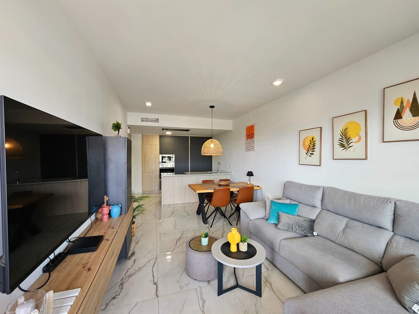 2 soveværelse Lejlighed til salg i Playa Flamenca med swimmingpool garage - € 365.000 (Ref: 9711095)