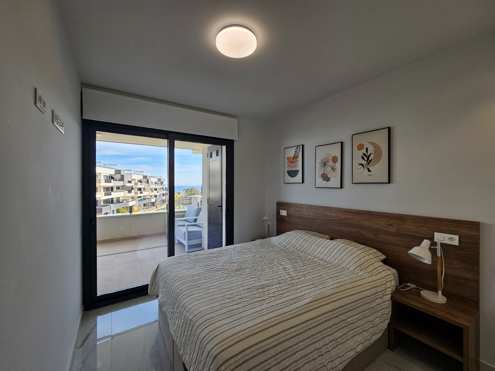 2 soveværelse Lejlighed til salg i Playa Flamenca med swimmingpool garage - € 365.000 (Ref: 9711095)