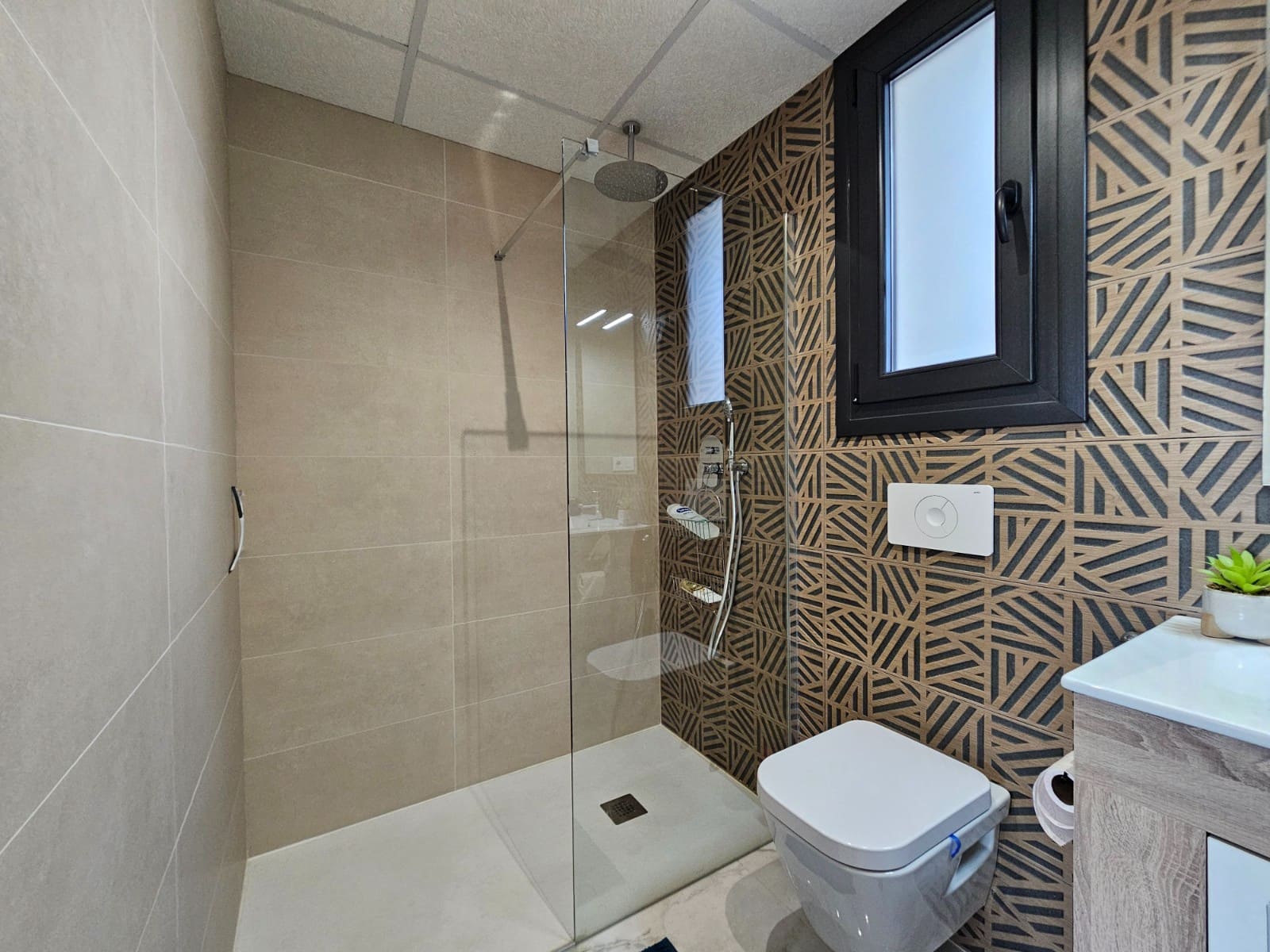 2 soveværelse Lejlighed til salg i Playa Flamenca med swimmingpool garage - € 365.000 (Ref: 9711095)