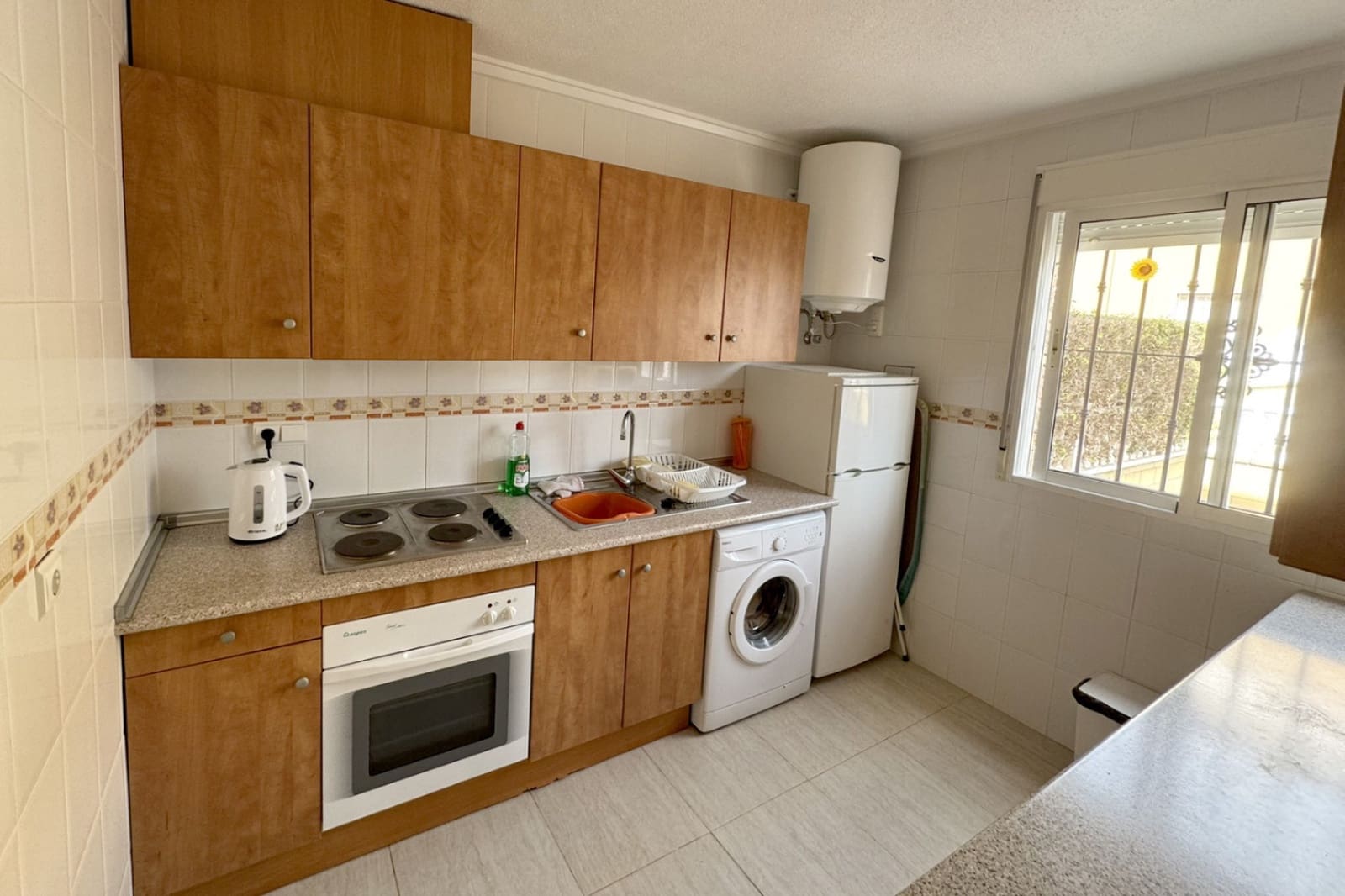 3 slaapkamer Halfvrijstaande villa te koop in Ciudad Quesada met zwembad - € 210.000 (Ref: 9713532)