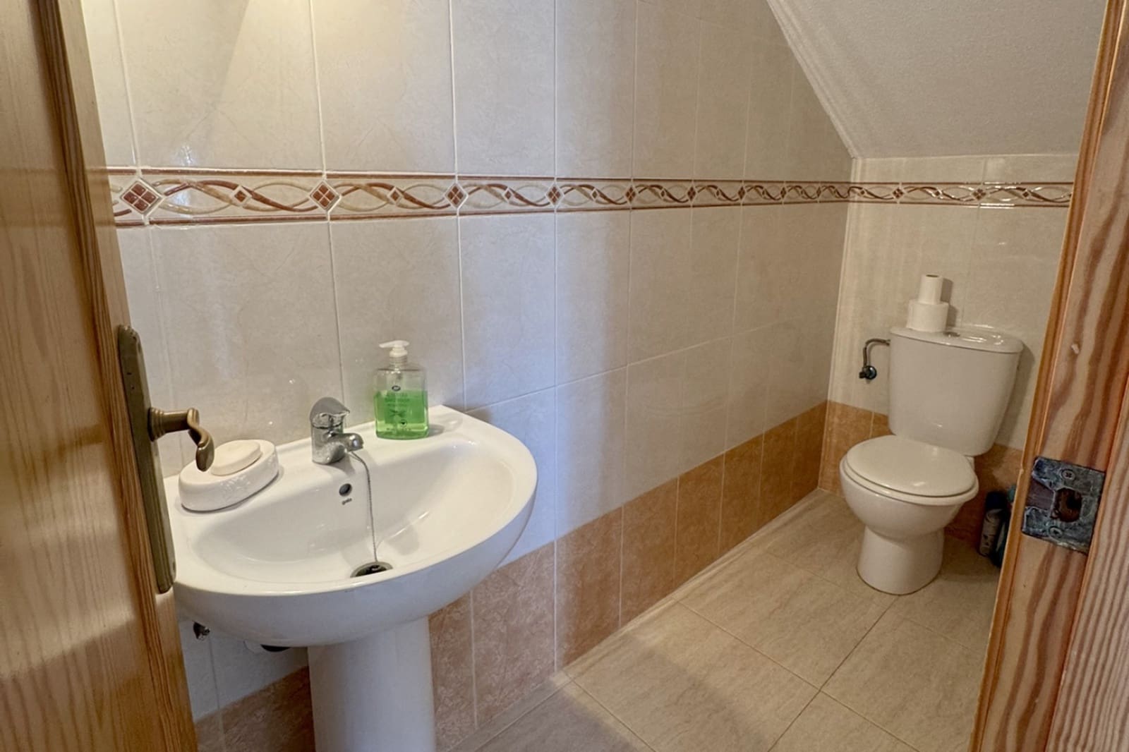 3 slaapkamer Halfvrijstaande villa te koop in Ciudad Quesada met zwembad - € 210.000 (Ref: 9713532)