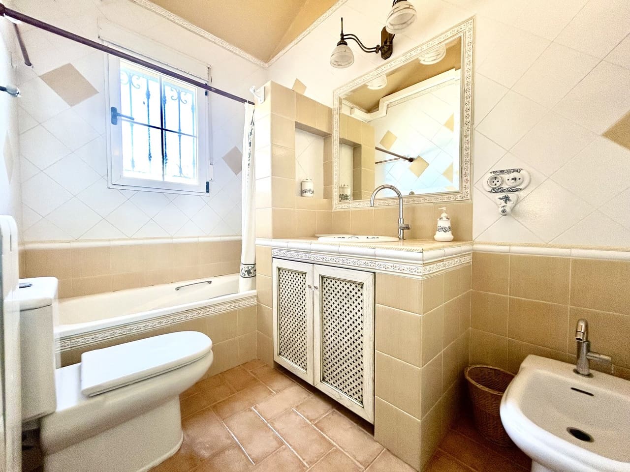 6 camera da letto Villa in vendita in La Mata con piscina garage - 950.000 € (Rif: 9721097)