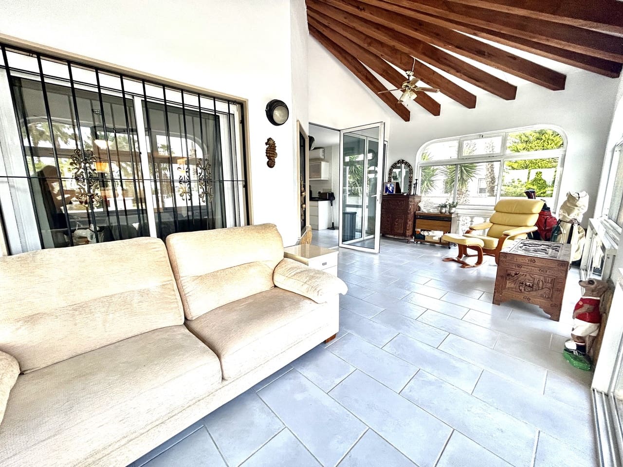 4 Zimmer Villa zu verkaufen in Catral mit Pool Garage - 549.000 € (Ref: 9721107)