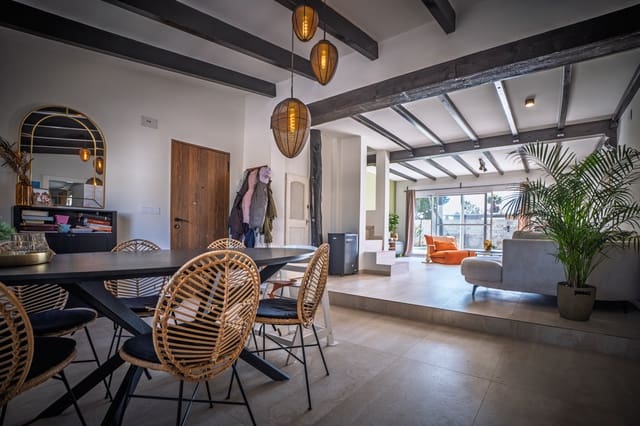 4 sypialnia Finka/Dom wiejski na sprzedaż w Daimes, Elche / Elx z basenem - 450 000 € (Ref: 9726354)