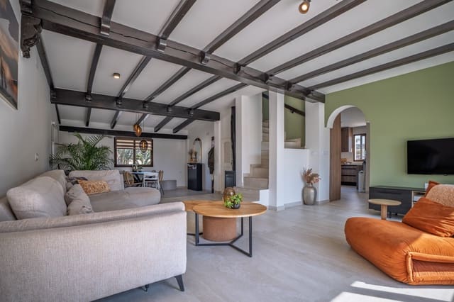 4 sypialnia Finka/Dom wiejski na sprzedaż w Daimes, Elche / Elx z basenem - 450 000 € (Ref: 9726354)