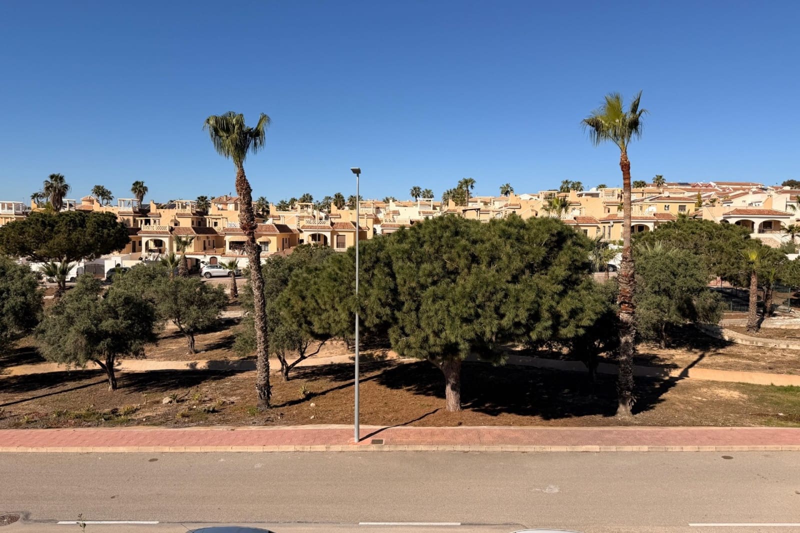 2 slaapkamer Halfvrijstaande villa te koop in Ciudad Quesada met zwembad - € 229.900 (Ref: 9726457)