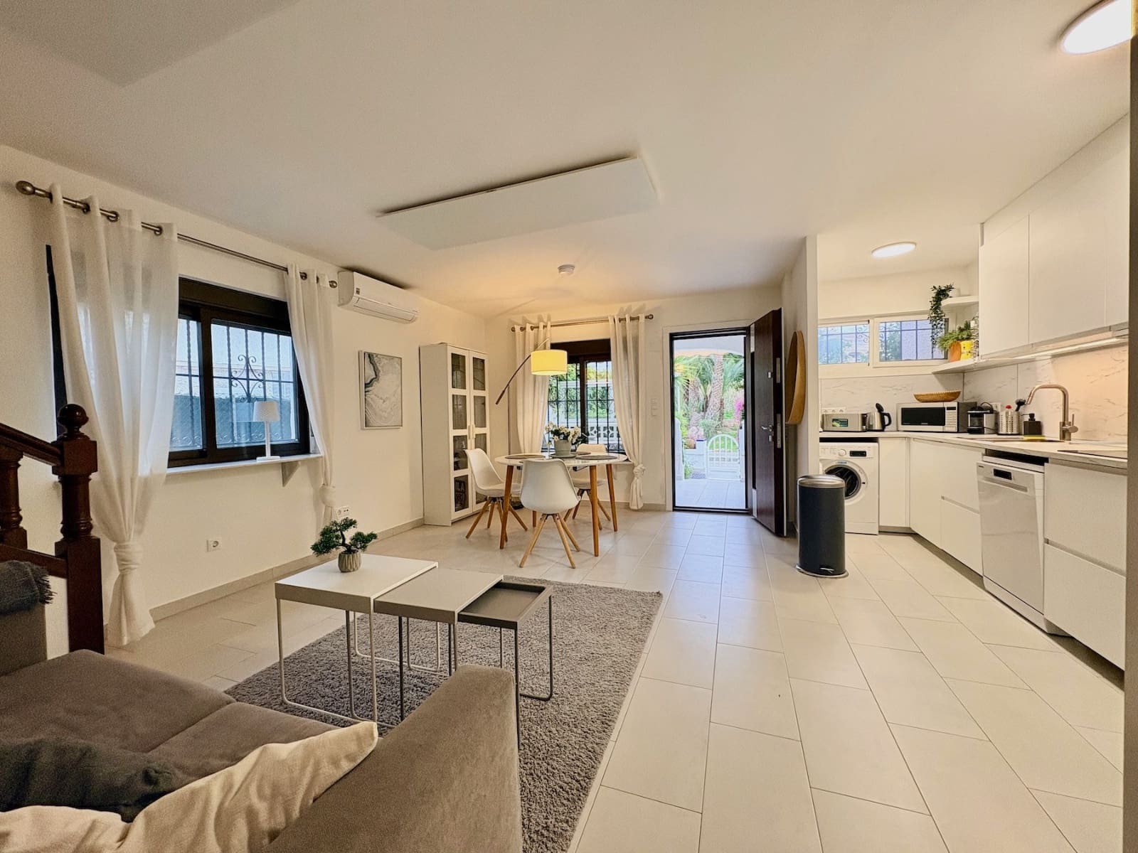 4 soveværelse Byhus til salg i Cabo Roig med swimmingpool garage - € 390.000 (Ref: 9729216)