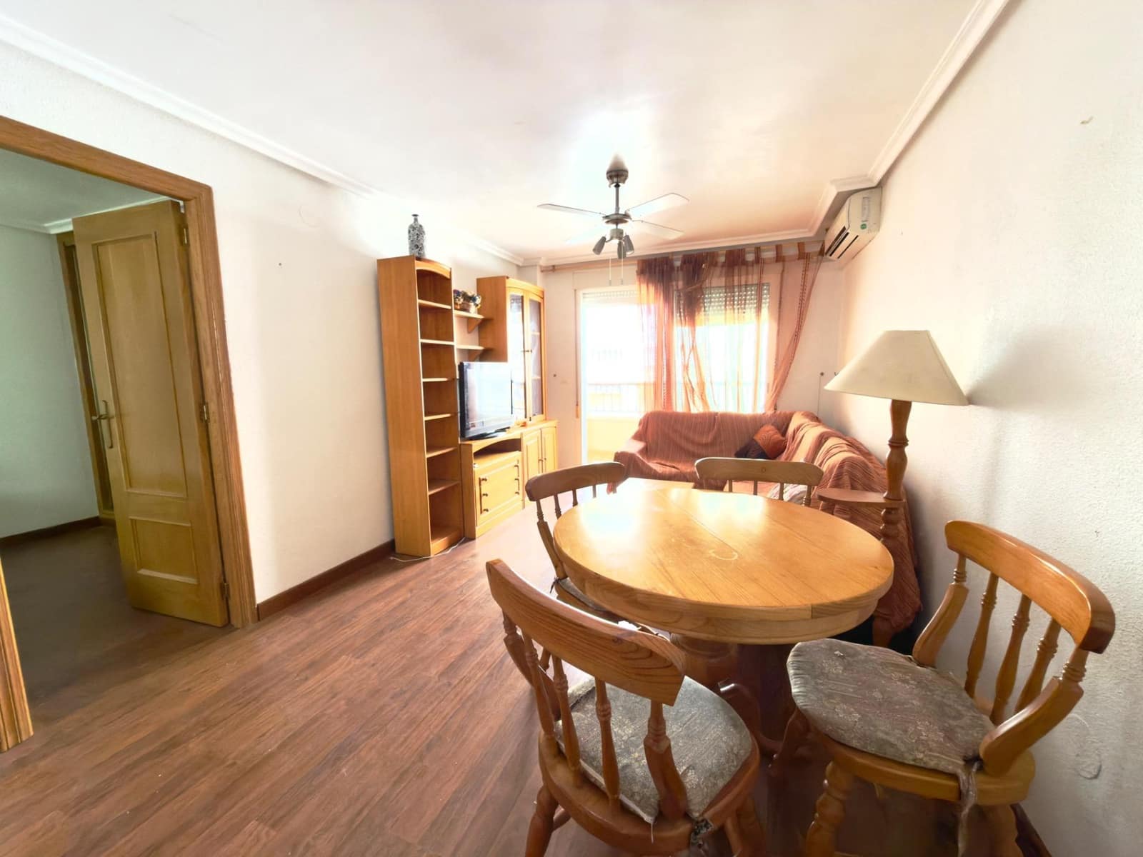 2 chambre Appartement à vendre à Torrevieja - 130 000 € (Ref: 9729776)