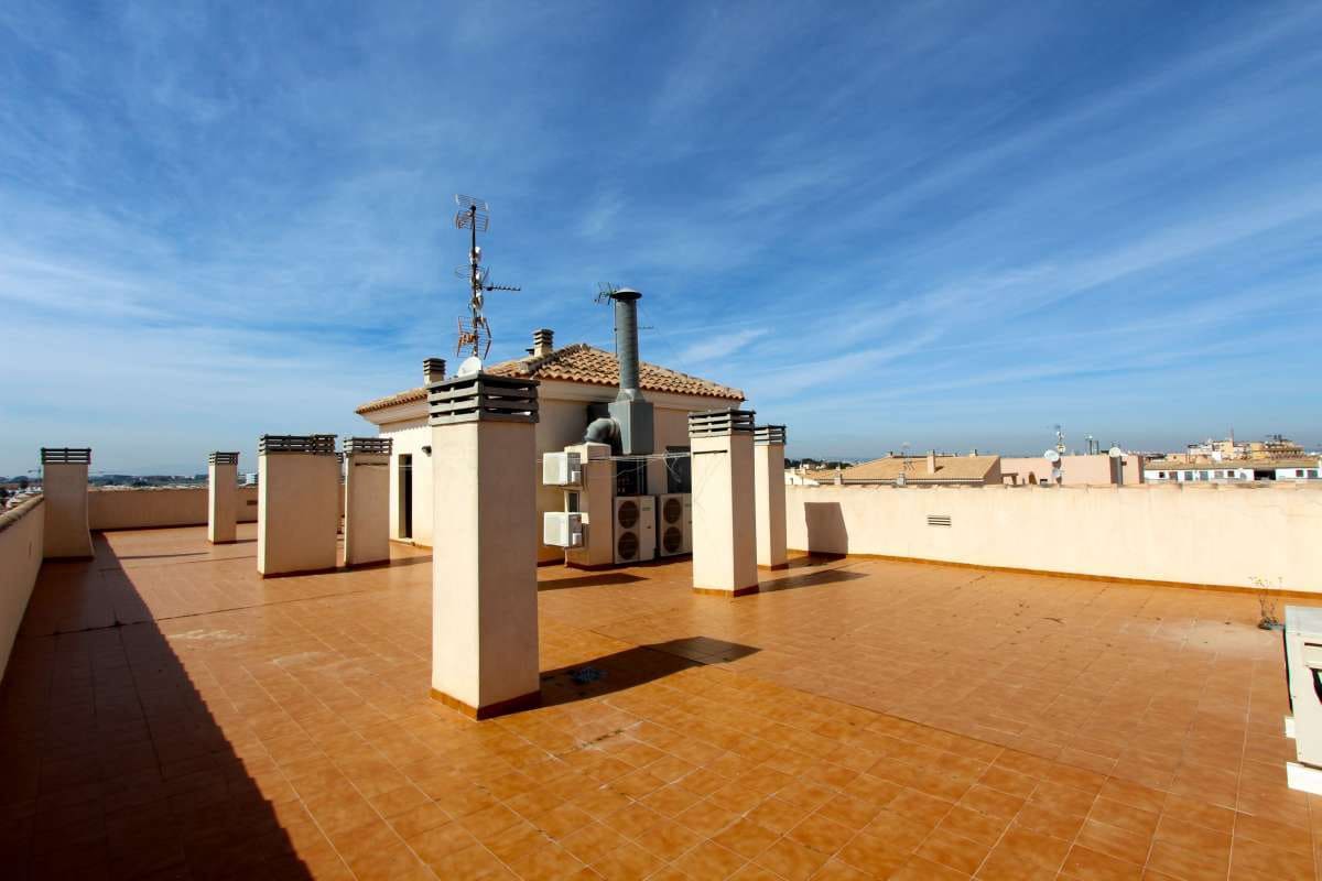 Apartamento de 2 habitaciones en Lo Pagan en venta - 199.990 € (Ref: 9729778)