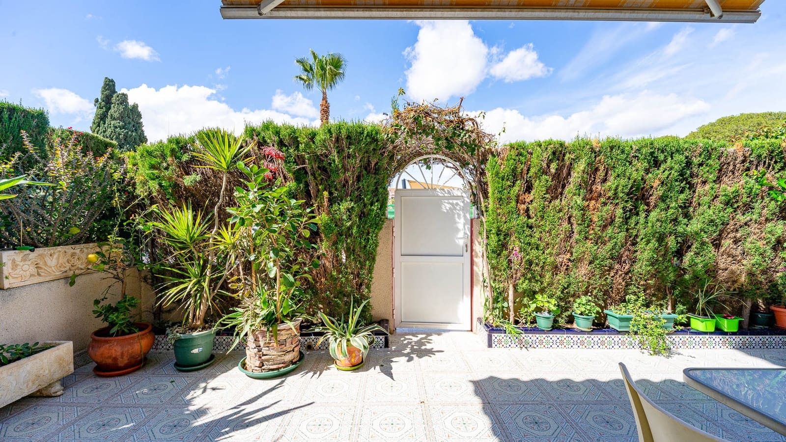 2 bedroom Apartment for sale in Orihuela Costa with pool - € 165,000 (Ref: 9729780)