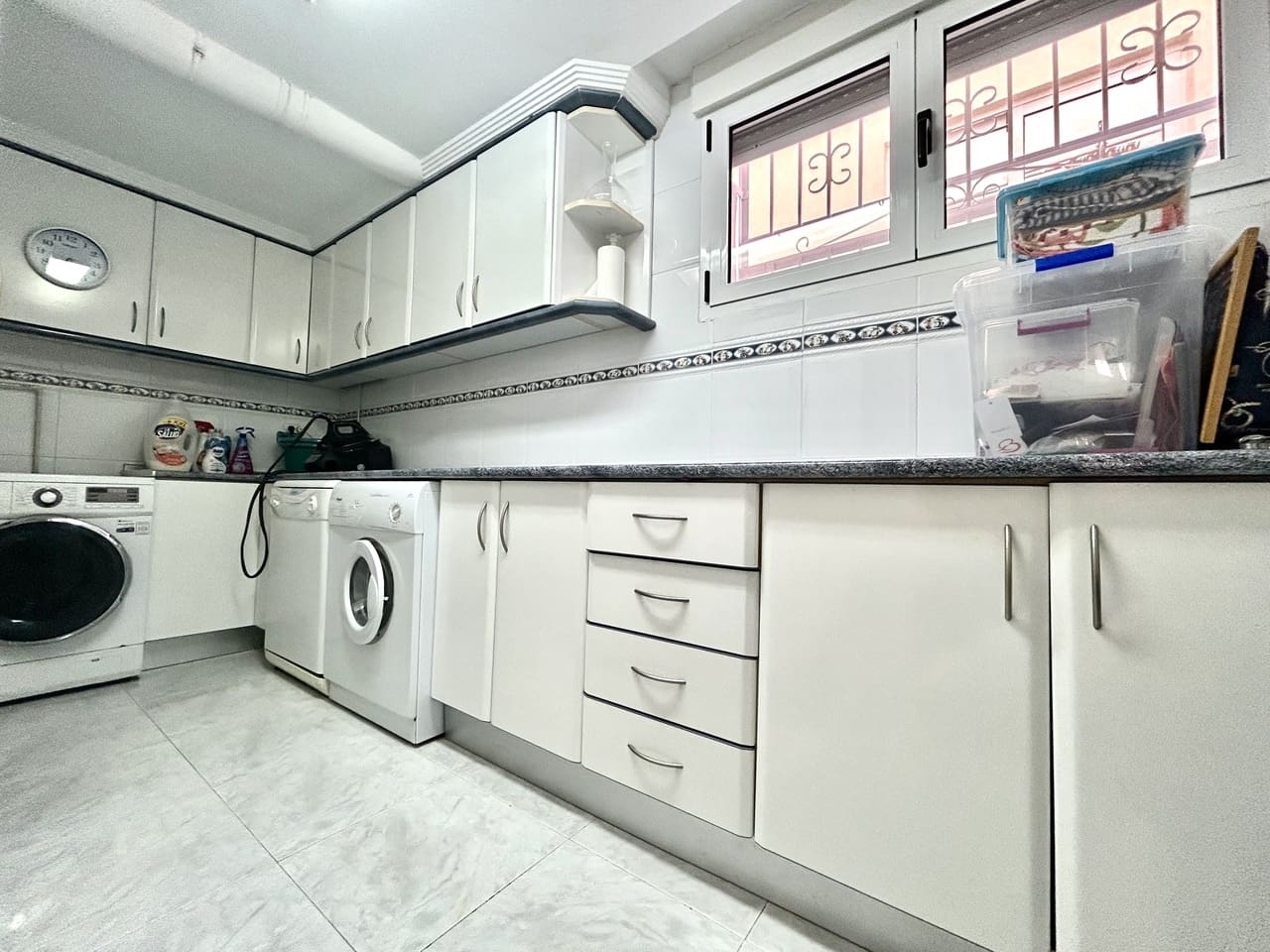 4 sypialnia Willa na sprzedaż w Pinar de Campoverde z basenem garażem - 460 000 € (Ref: 9730183)