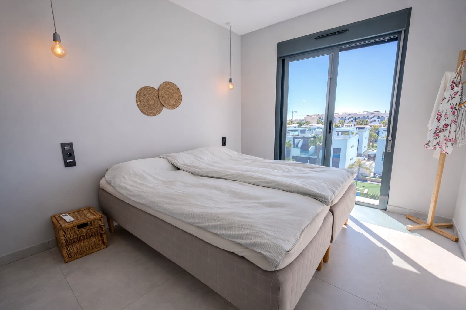 2 quarto Apartamento para venda em El Raso com piscina garagem - 279 950 € (Ref: 9732471)
