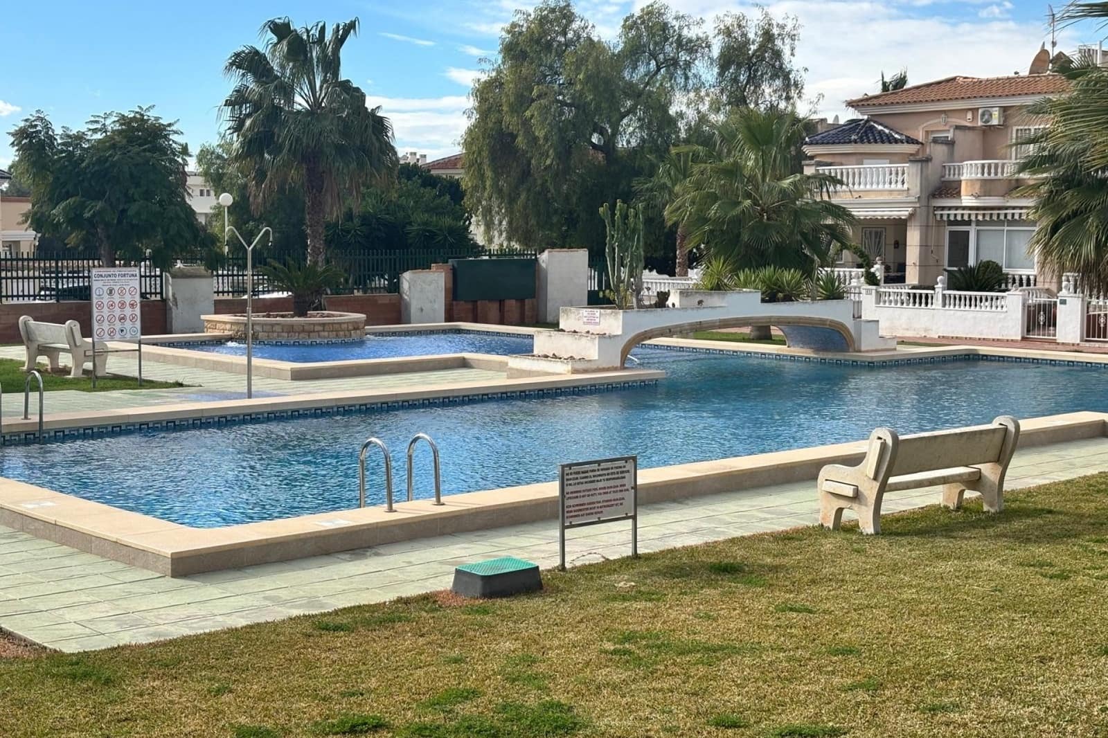 2 chambre Maison de Ville à vendre à Dona Pepa avec piscine - 164 995 € (Ref: 9735971)