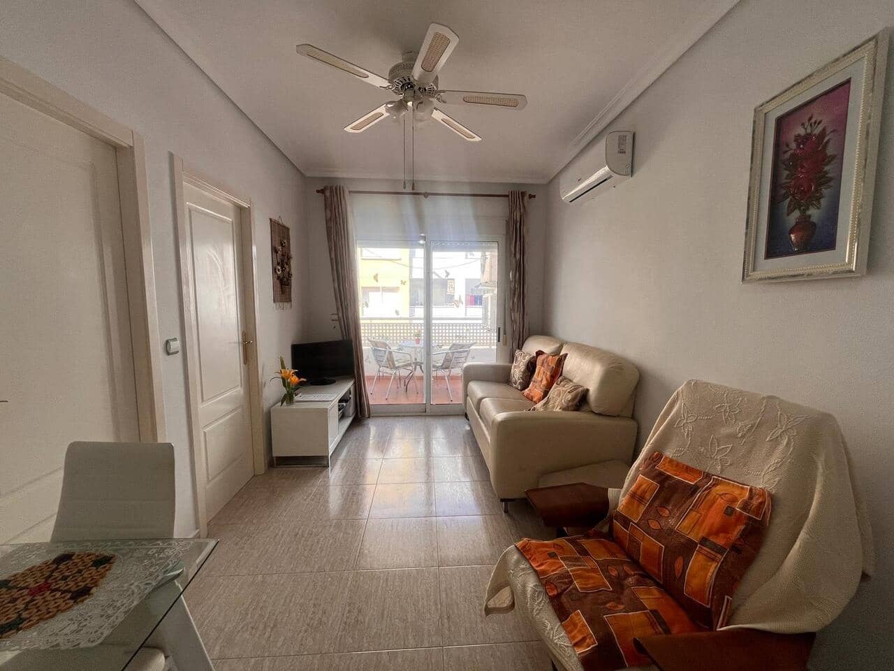 2 bedroom Apartment for sale in Almoradi with pool - € 105,000 (Ref: 9746839)