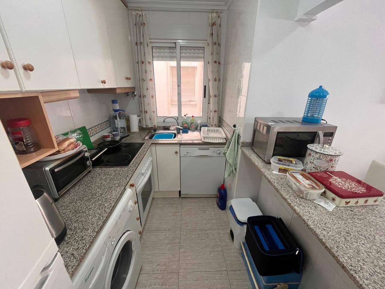 2 bedroom Apartment for sale in Almoradi with pool - € 105,000 (Ref: 9746839)