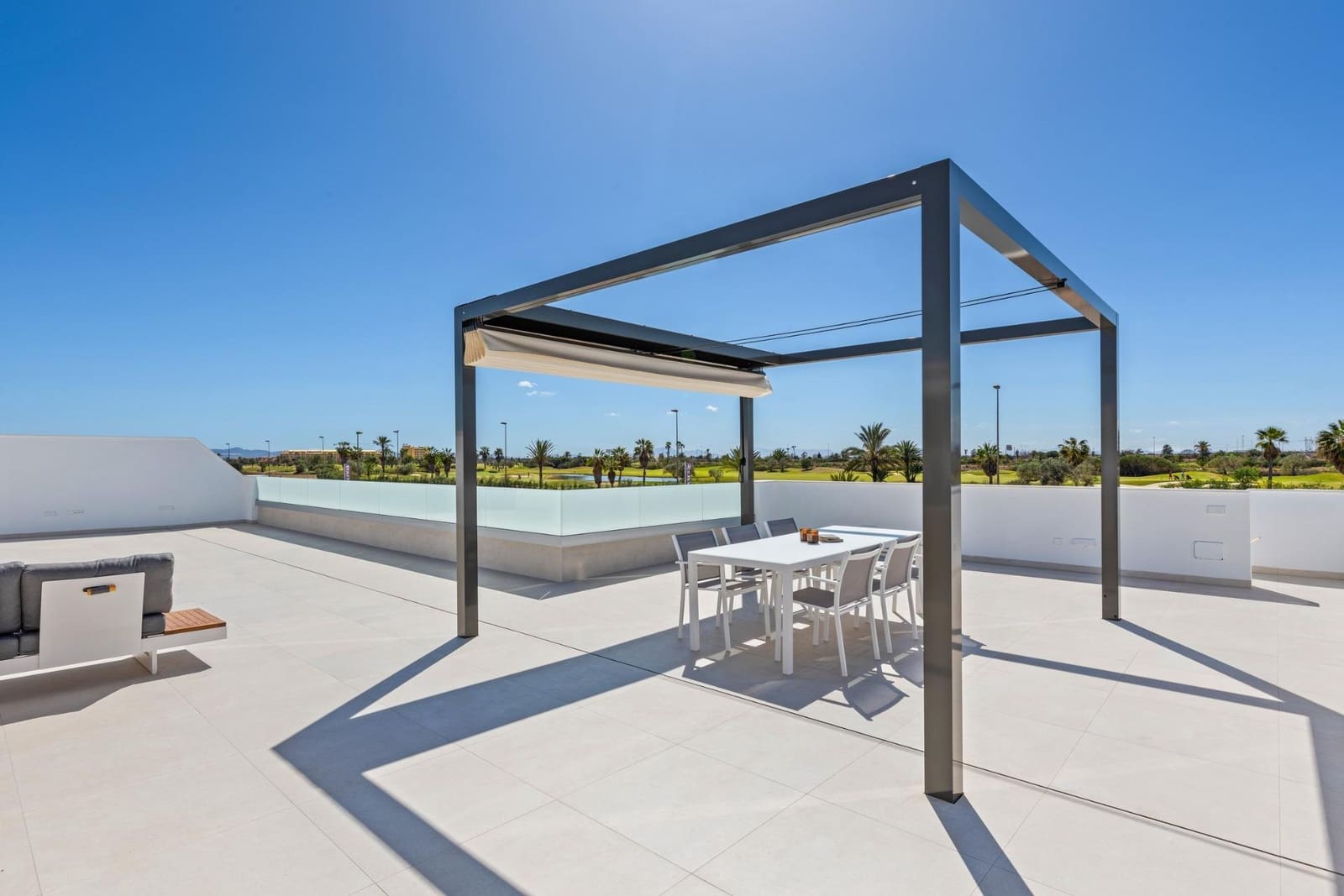 3 bedroom Villa for sale in Los Alcazares with pool garage - € 689,900 (Ref: 9747633)