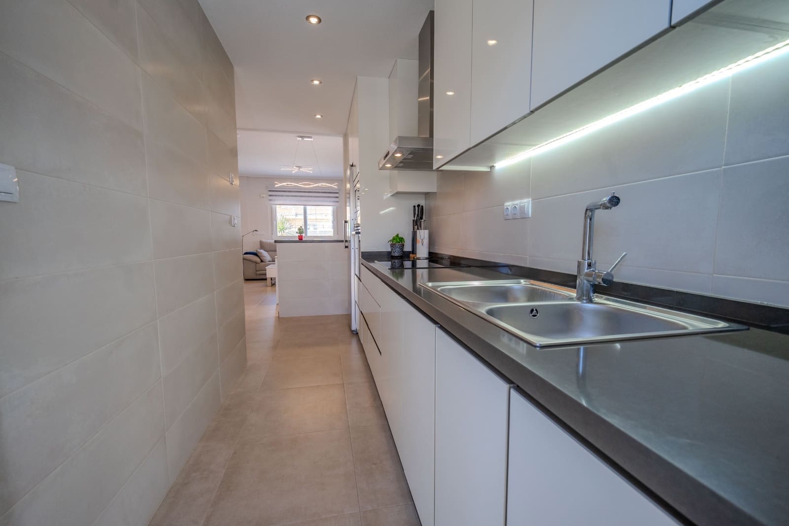 Casa de 3 habitaciones en Cabo Roig en venta con piscina - 325.000 € (Ref: 9749356)