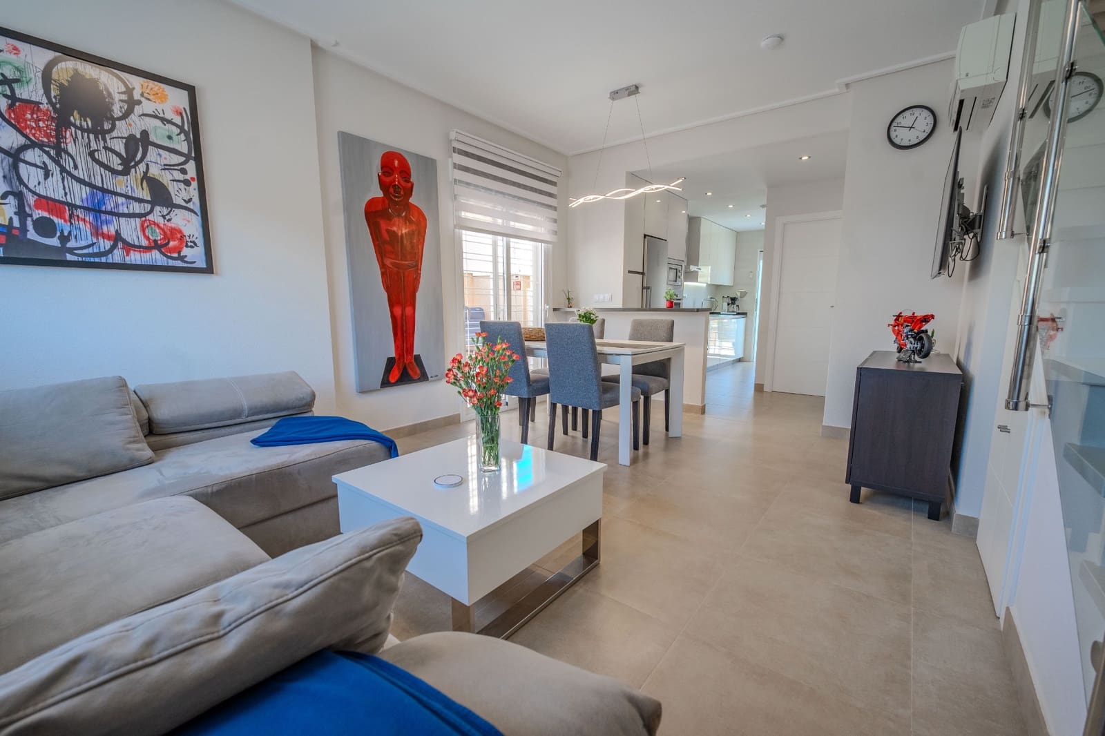 Casa de 3 habitaciones en Cabo Roig en venta con piscina - 325.000 € (Ref: 9749356)