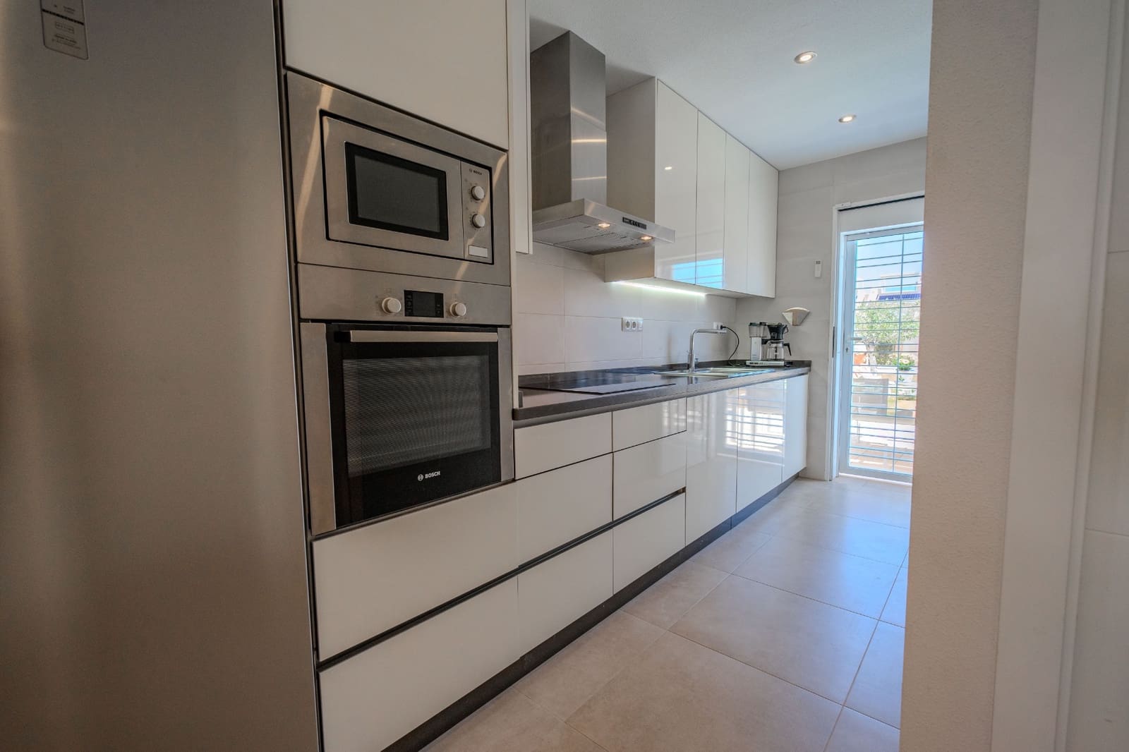 Casa de 3 habitaciones en Cabo Roig en venta con piscina - 325.000 € (Ref: 9749356)