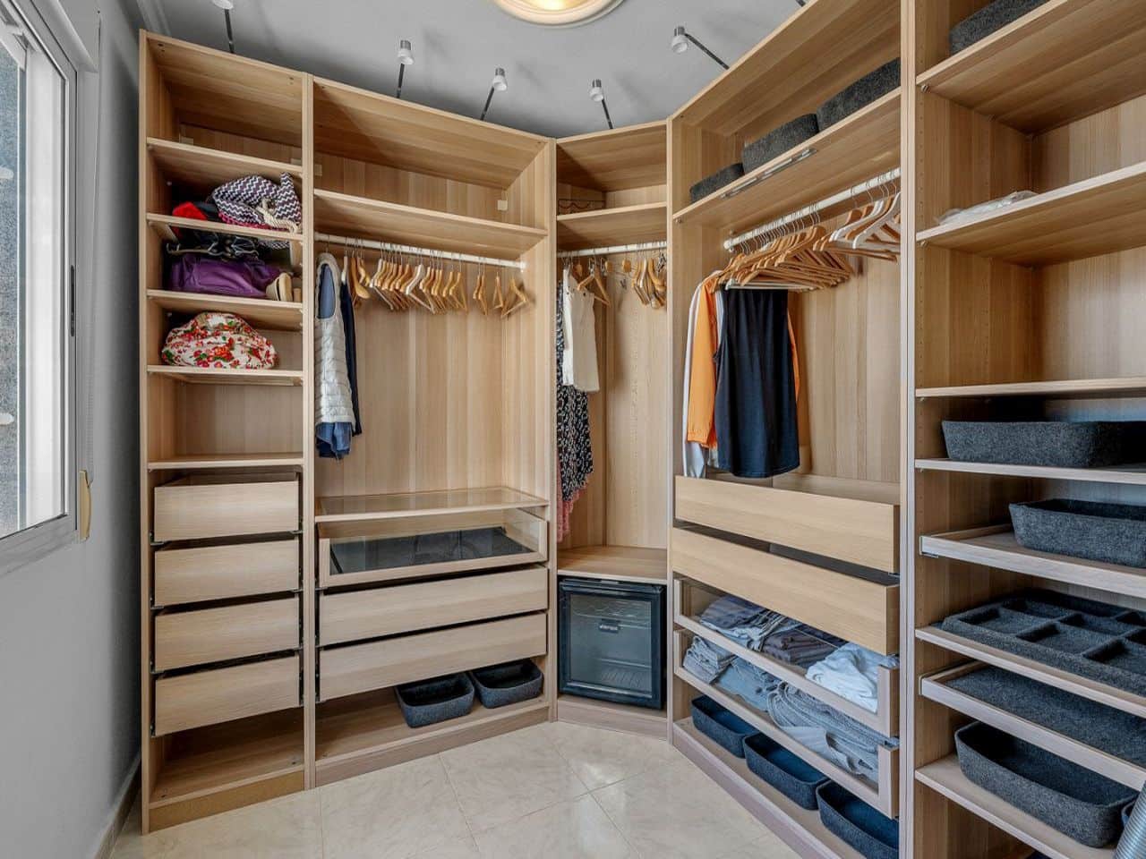 4 soveværelse Villa til salg i La Marquesa med swimmingpool garage - € 695.000 (Ref: 9761677)