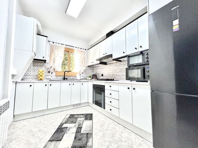 Casa de 2 habitaciones en Playa Flamenca, Orihuela en venta con piscina garaje - 238.950 € (Ref: 9763493)