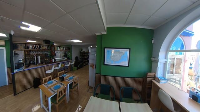 Gewerbe zu verkaufen in Puerto Deportivo, Torrevieja - 35.000 € (Ref: 9790790)