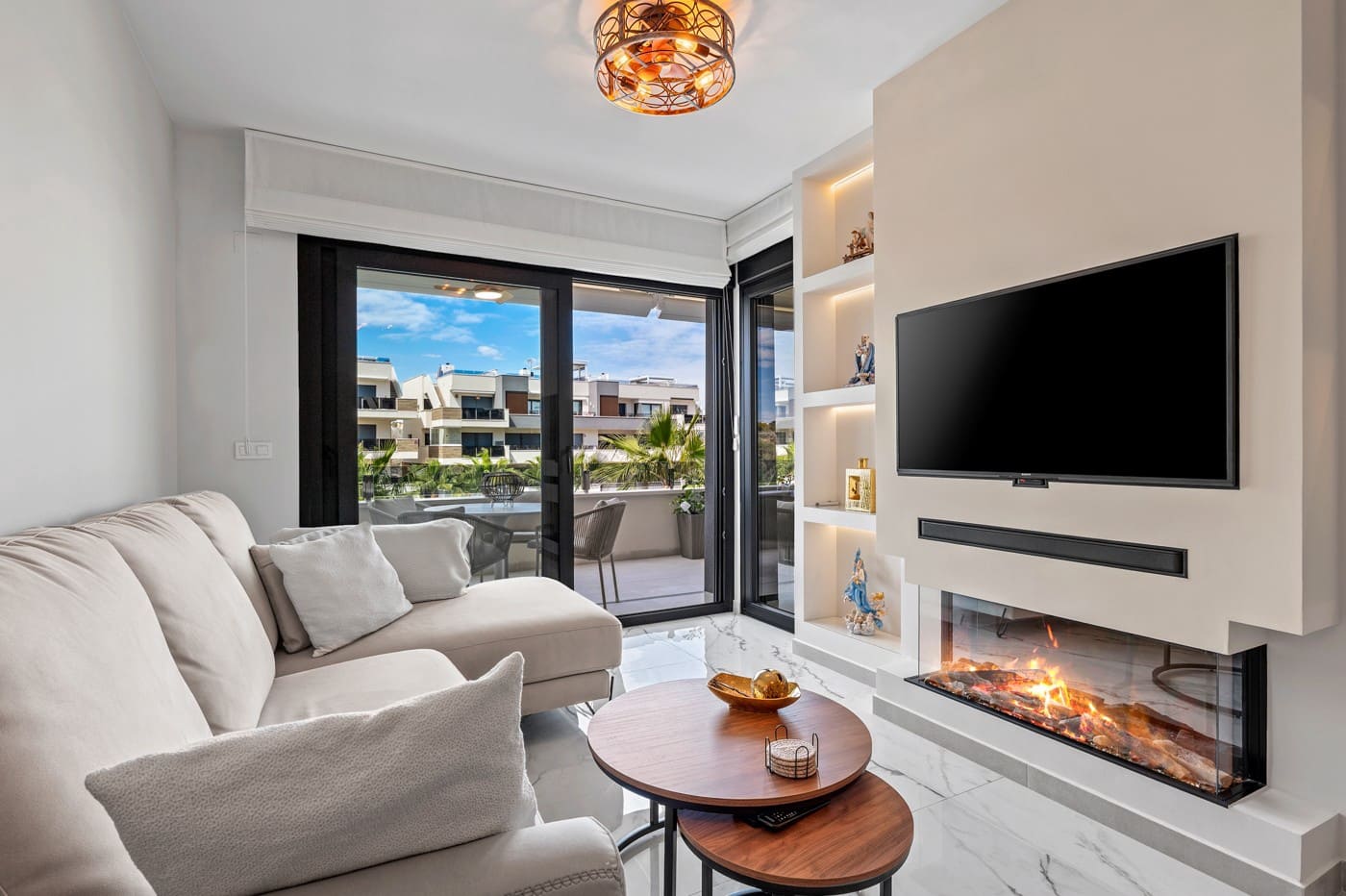 2 Zimmer Apartment zu verkaufen in Los Altos mit Pool Garage - 285.000 € (Ref: 9791536)