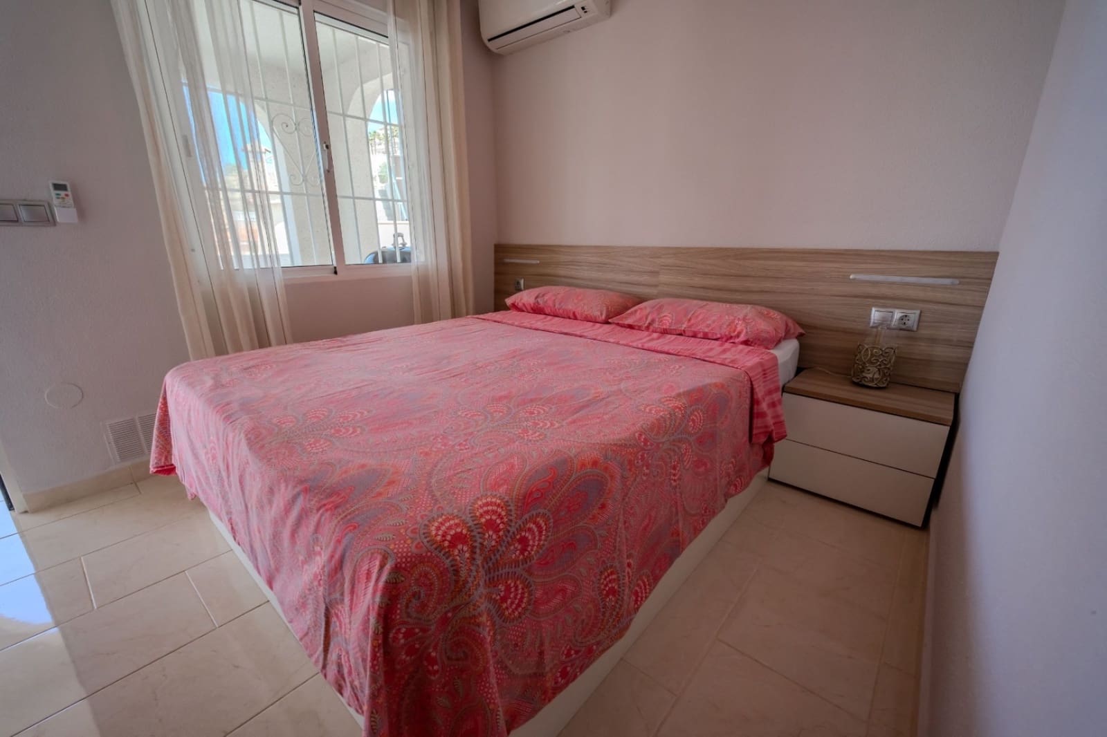 4 slaapkamer Villa te koop in La Marquesa met zwembad - € 375.000 (Ref: 9793185)