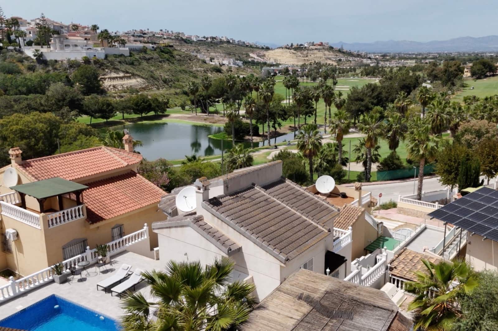 4 slaapkamer Villa te koop in La Marquesa met zwembad - € 375.000 (Ref: 9793185)