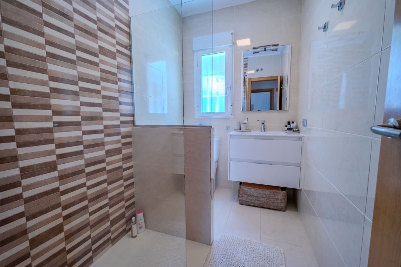 4 slaapkamer Villa te koop in La Marquesa met zwembad - € 375.000 (Ref: 9793185)