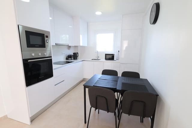 2 slaapkamer Bungalow te koop in La Zenia, Orihuela met garage - € 185.000 (Ref: 9794073)