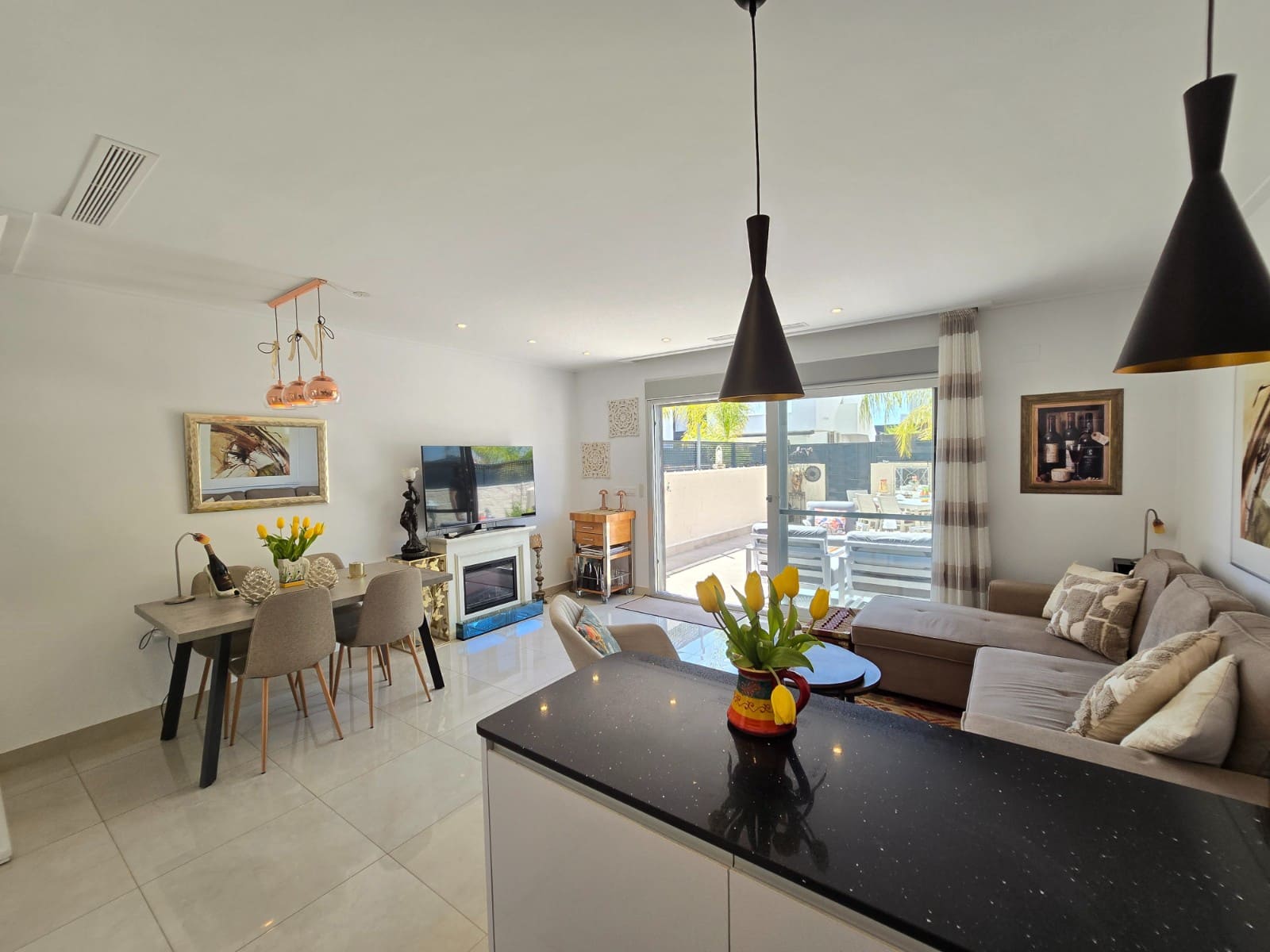 3 bedroom Townhouse for sale in Dona Pepa with pool - € 359,900 (Ref: 9798981)