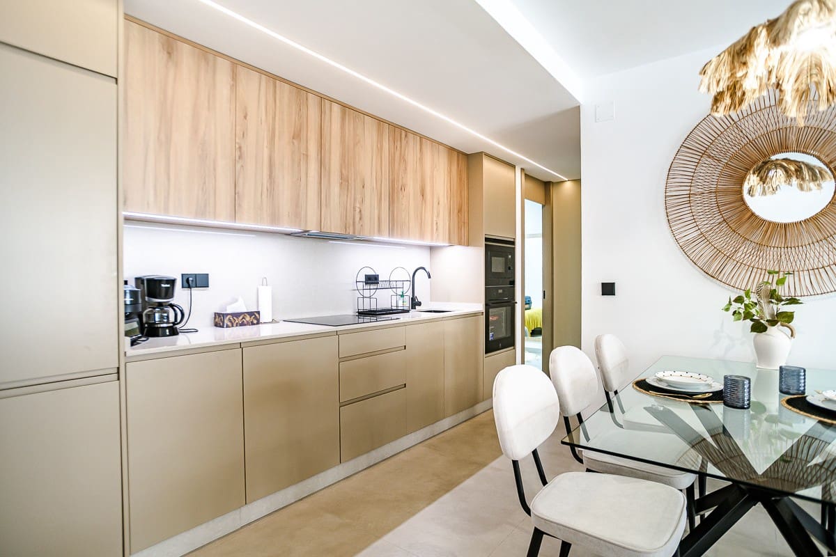 3 sypialnia Apartament na sprzedaż w Torrevieja z basenem - 439 000 € (Ref: 9804084)